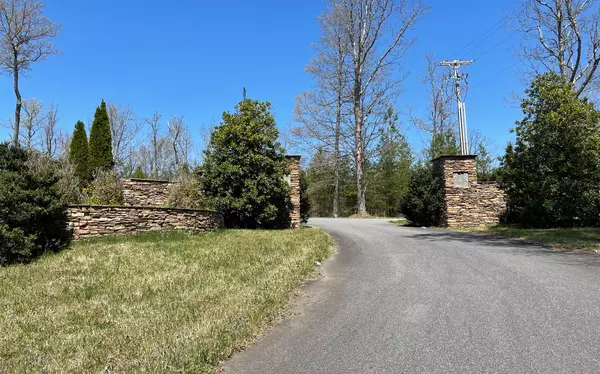 Murphy, NC 28906,LOT16 Grizzle Circle