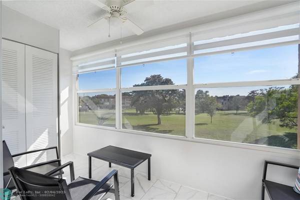 9300 Sunrise Lakes Blvd  #309, Sunrise, FL 33322