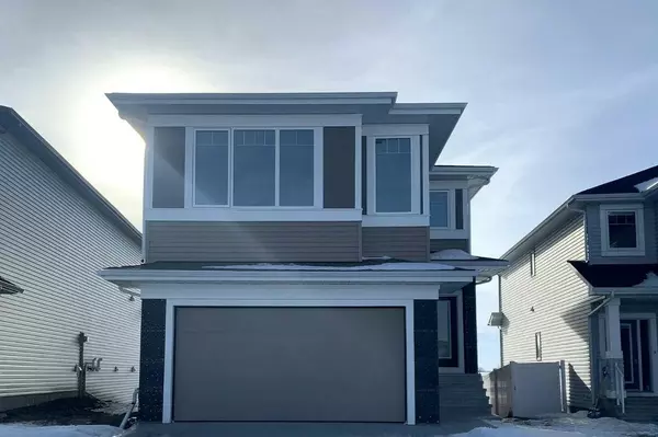 21 Memorial Pkwy, Rural Red Deer County, AB T4E3B7