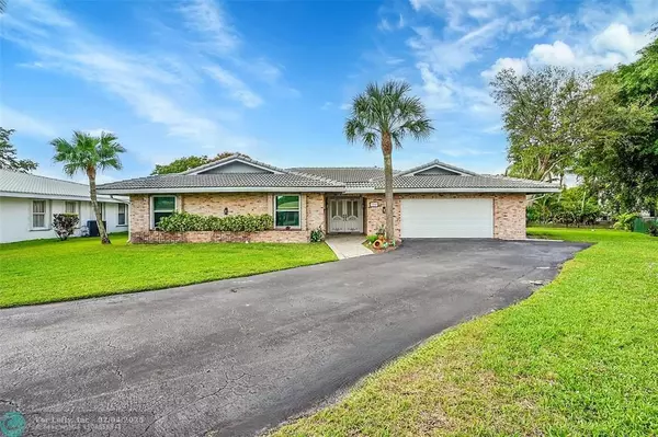 9950 NW 38th St, Coral Springs, FL 33065