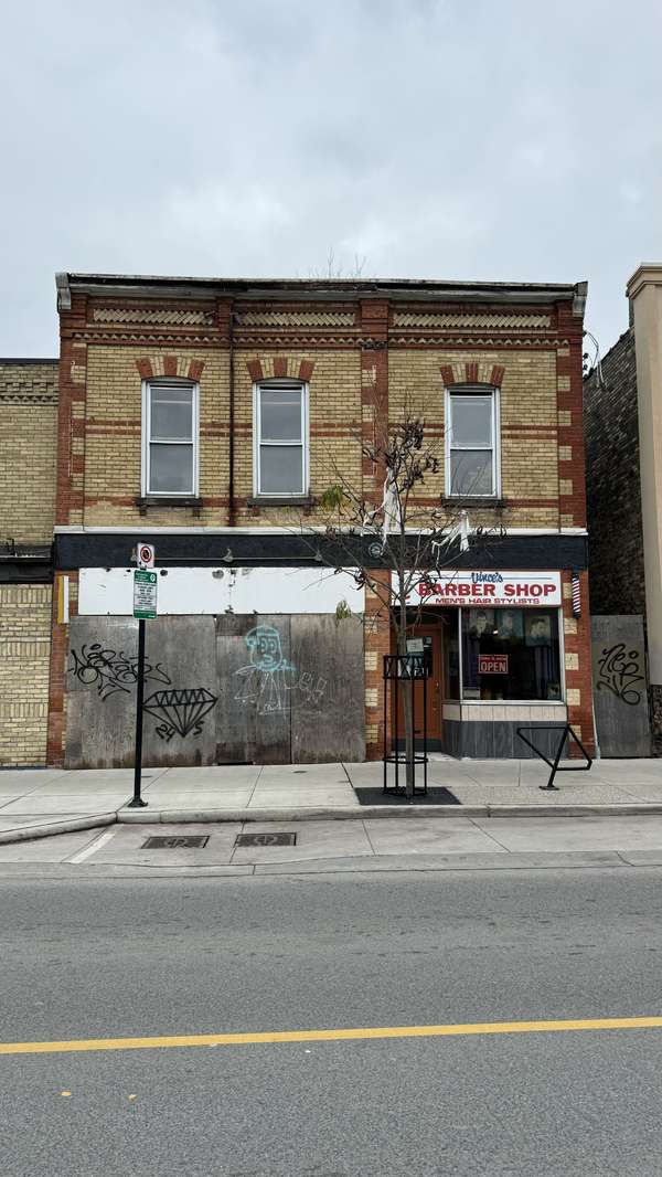 778-780 Dundas ST S, London, ON N5W 2Z7