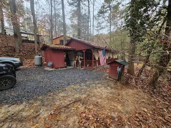 Ellijay, GA 30540,97 37th Street