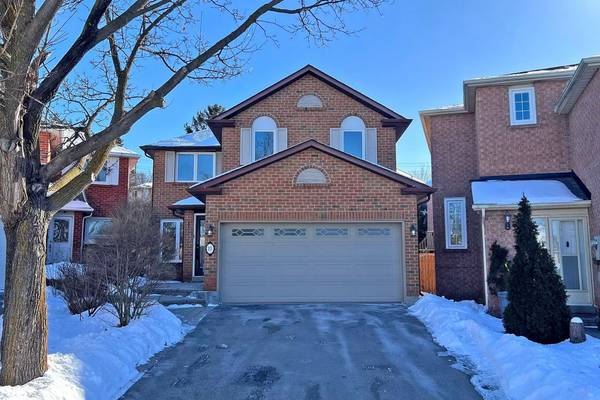 13 Kilbarry CT, Richmond Hill, ON L4C 6M8