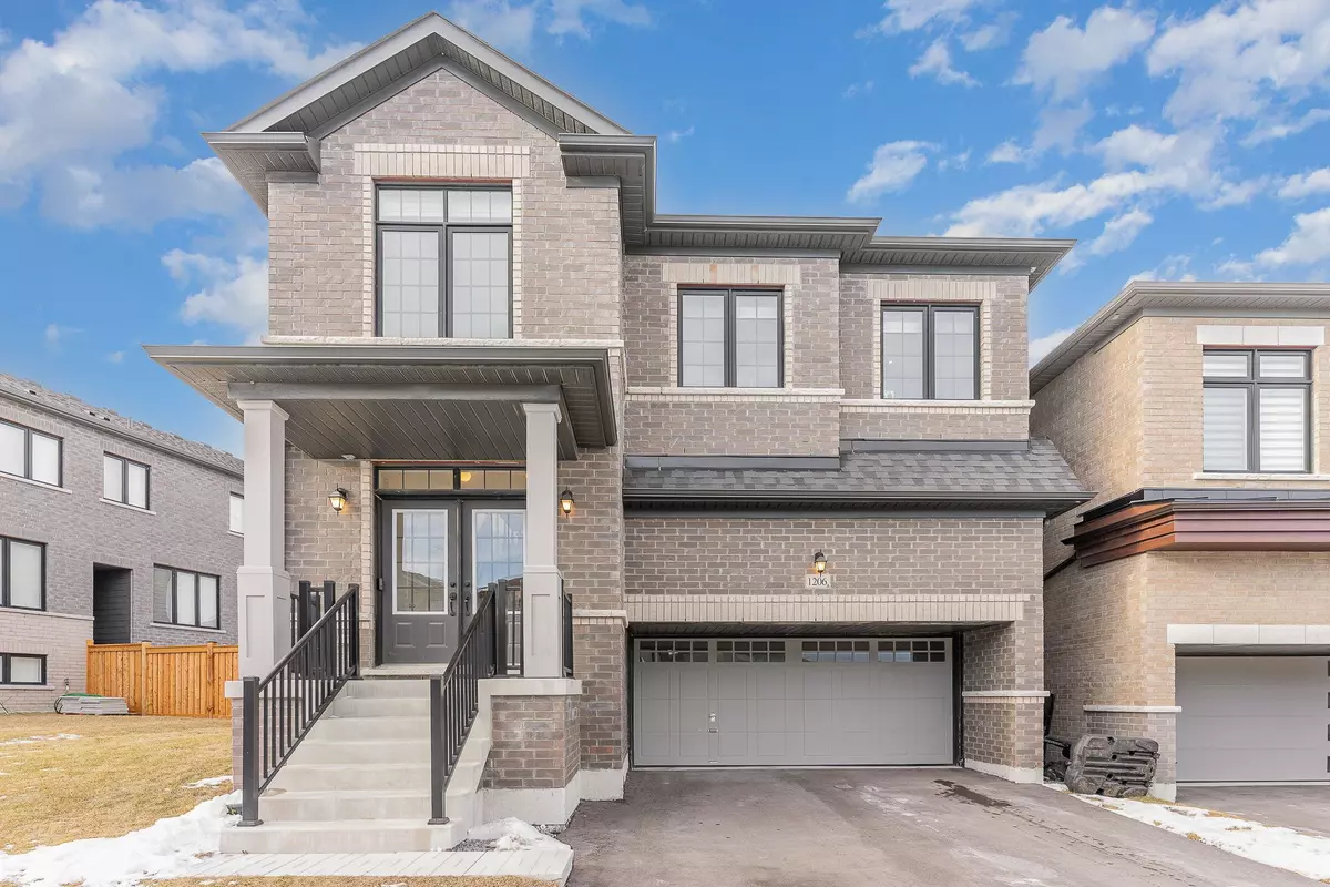 Pickering, ON L1X 0M1,1206 Chateau CT