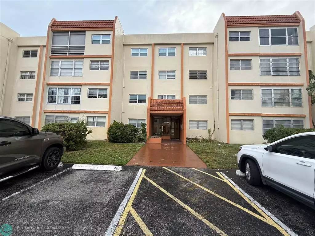 Lauderhill, FL 33313,2501 NW 41st Ave  #401