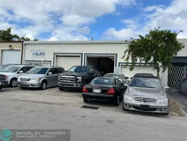 Pompano Beach, FL 33060,41 SW 5th St