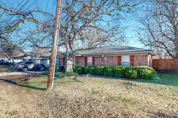 Kemp, TX 75143,504 E 8th Street