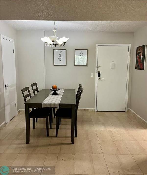 Plantation, FL 33317,6500 Cypress Rd  #205