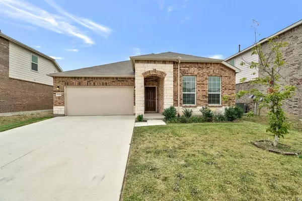 1008 Timberhurst Trail, Fort Worth, TX 76131