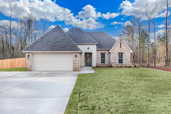 115 Crawford, Haughton, LA 71037