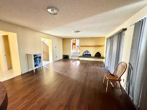 Whitecourt, AB T7S1E6,58 Baxter Crescent