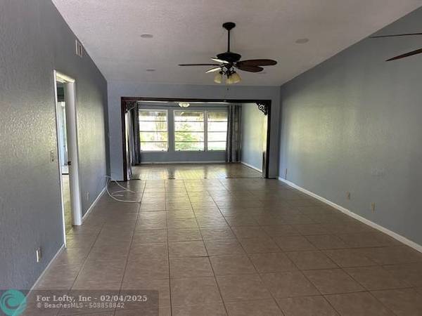 Lake Worth, FL 33467,4485 Lucerne Villas Ln  #4485