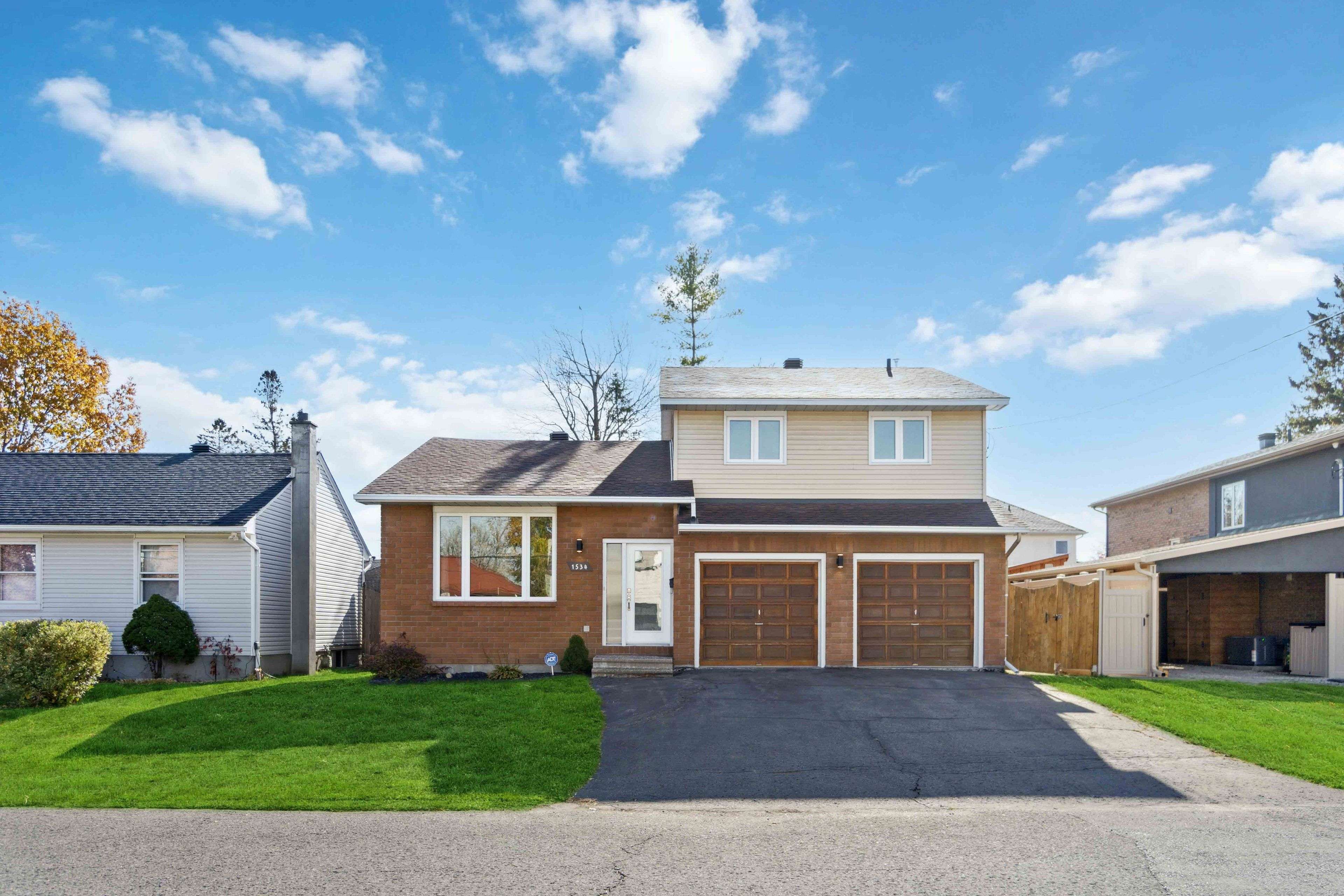 1534 Rosebella AVE, Blossom Park - Airport And Area, ON K1T 1E8