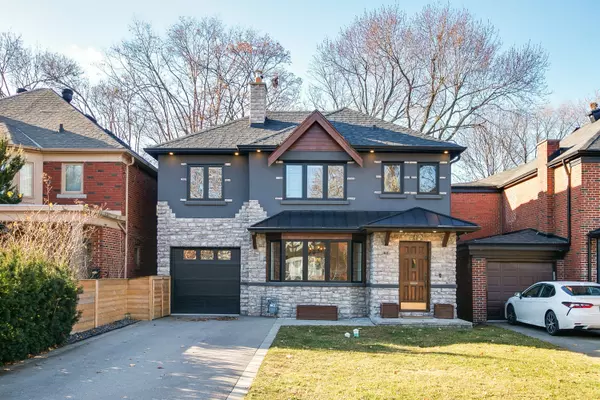 48 Park Hill RD, Toronto C04, ON M6C 3N1