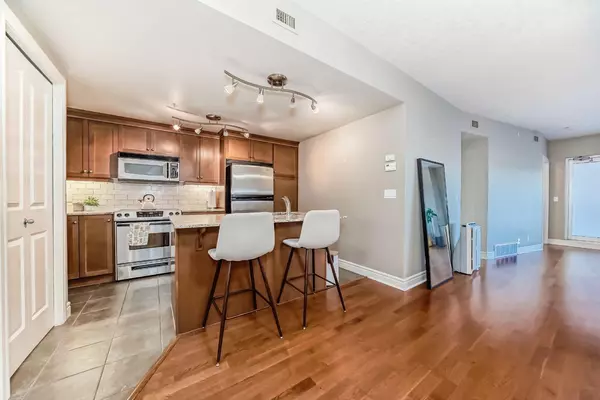 920 5 AVE Southwest #802, Calgary, AB T2P 5P6