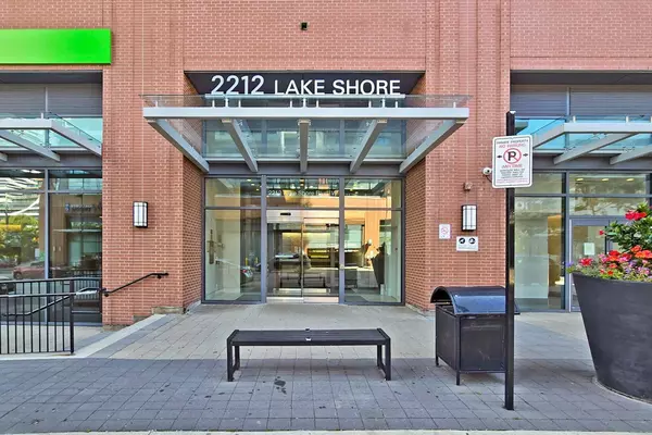 Toronto W06, ON M8V 0C2,2212 Lakeshore BLVD W #713