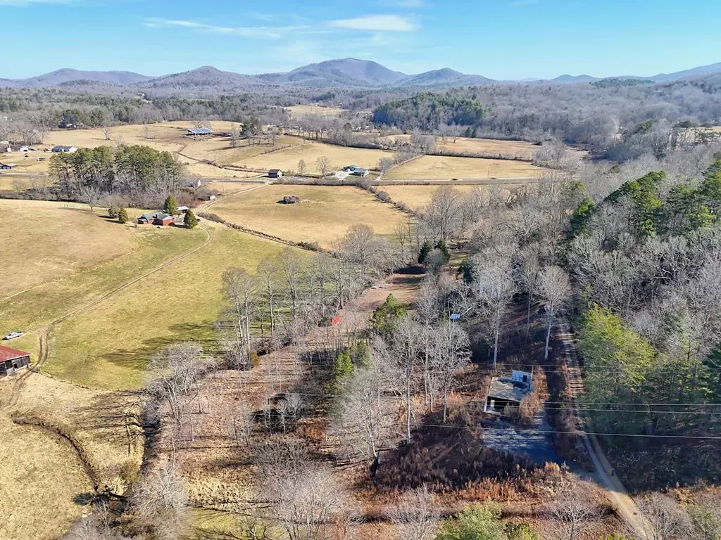 Blairsville, GA 30512,139 Cedar Lane