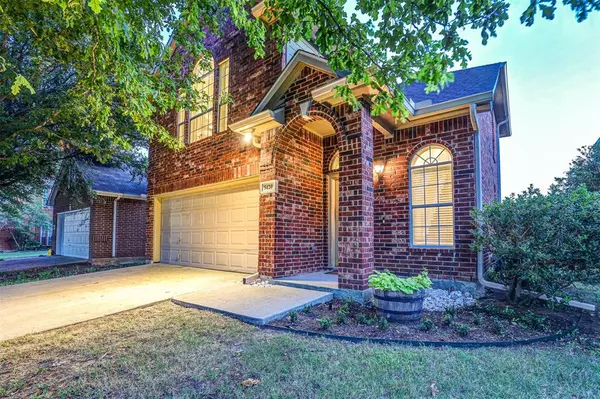 Fort Worth, TX 76244,5420 Pecan Creek Circle