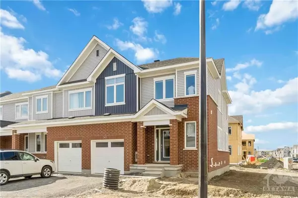 Barrhaven, ON K2J 6C6,240 Surface LN