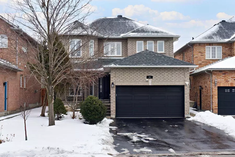 43 Brasswinds CT, Vaughan, ON L4L 9C6