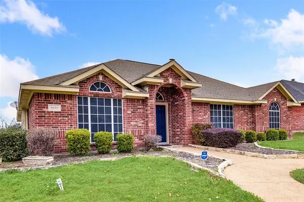 Lancaster, TX 75146,2235 W Thoroughbred Drive