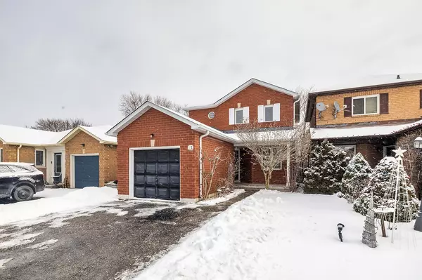 92 McMann CRES, Durham, ON L1E 2Y5