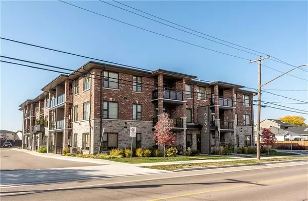 Hamilton, ON L8E 2H1,257 Millen RD #302