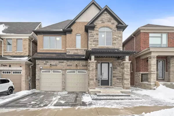 46 Busato DR, Whitchurch-stouffville, ON L4A 4V4