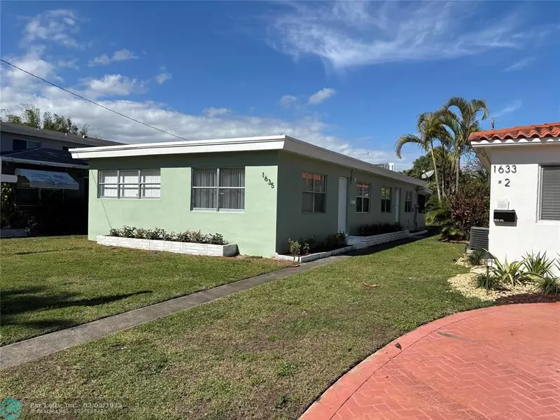 1635 Dewey St, Hollywood, FL 33020