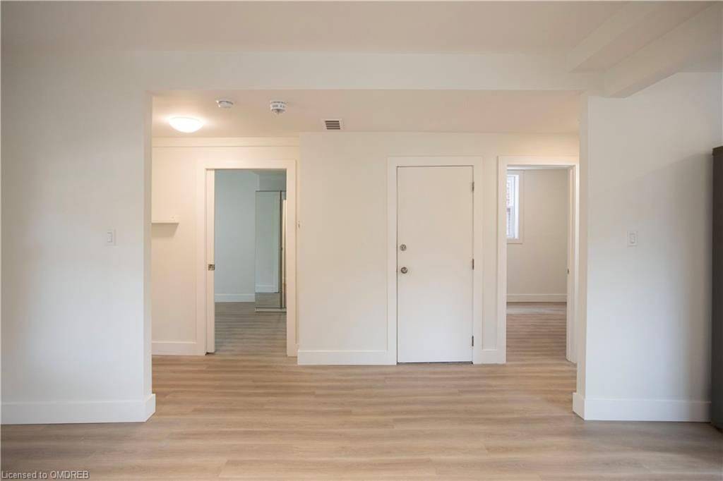 Hamilton, ON L8M 2K1,49 Fairleigh AVE S