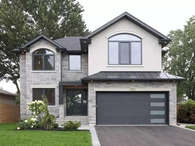 Mississauga, ON L5E 1K5,992 Wales AVE