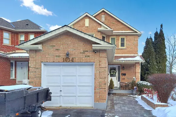 Pickering, ON L1X 1M7,1034 Benton CRES