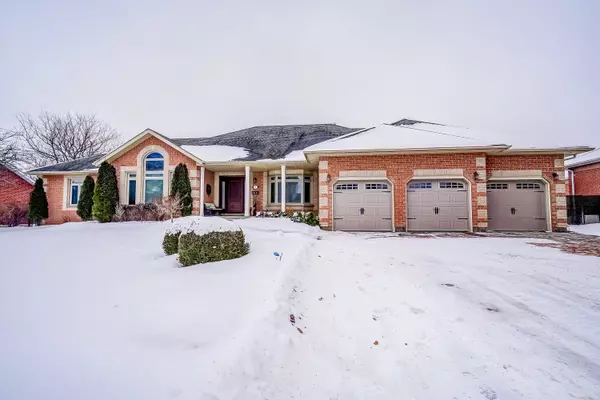 11 Whitebirch LN, East Gwillimbury, ON L0G 1V0