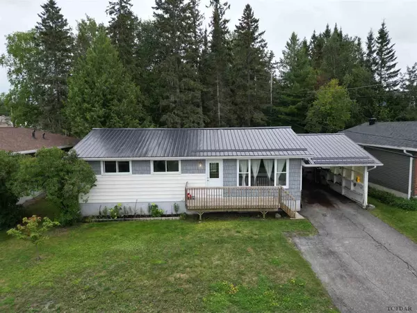 Temiskaming Shores, ON P0J 1P0,500 Agnes AVE