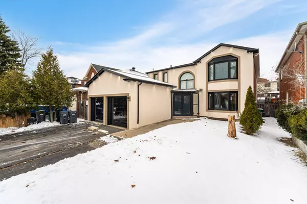 Mississauga, ON L5M 4K5,2599 Ambercroft TRL