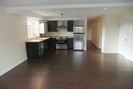 Mississauga, ON L5H 1H5,378 Lakeshore RD W #2nd flr