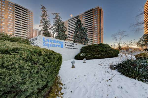 260 Scarlett RD #1006, Toronto W03, ON M6N 4X6