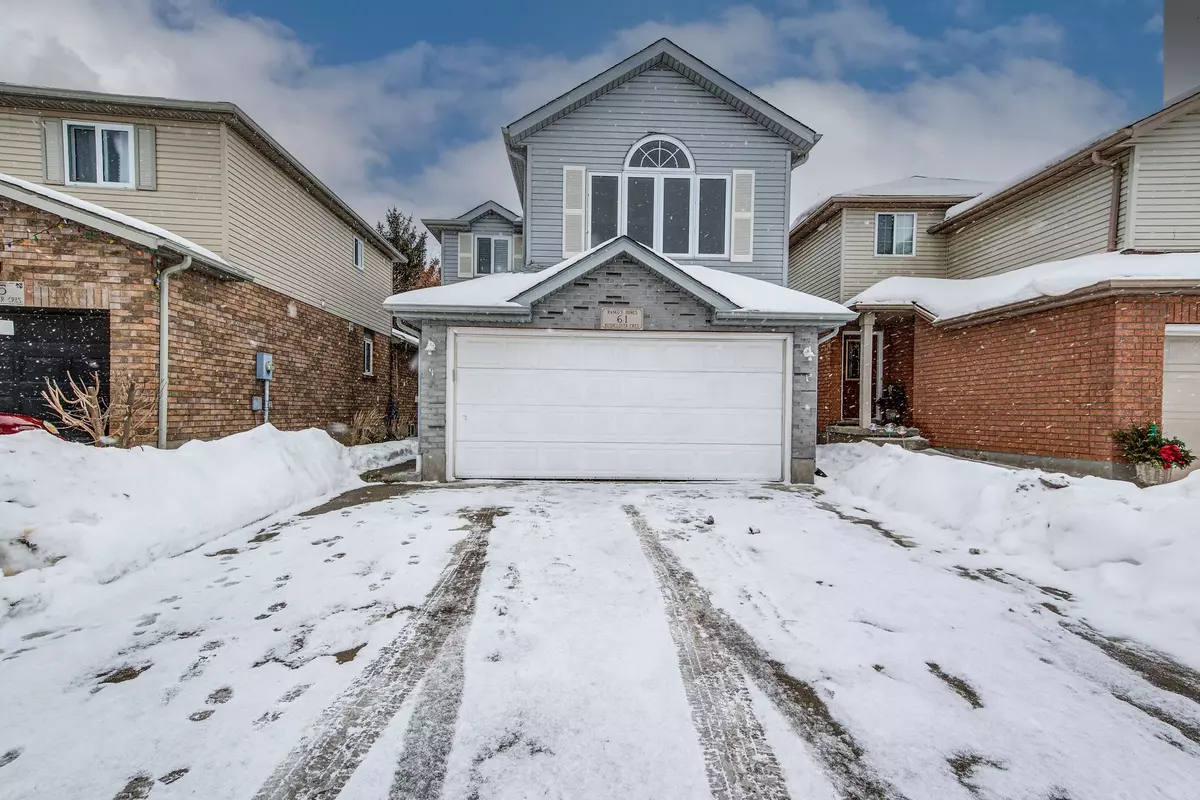 Kitchener, ON N2E 3P8,61 Bush Clover CRES