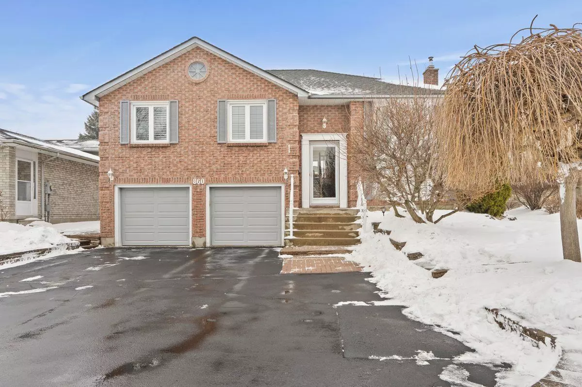 Oshawa, ON L1J 8B4,860 Sundance CIR