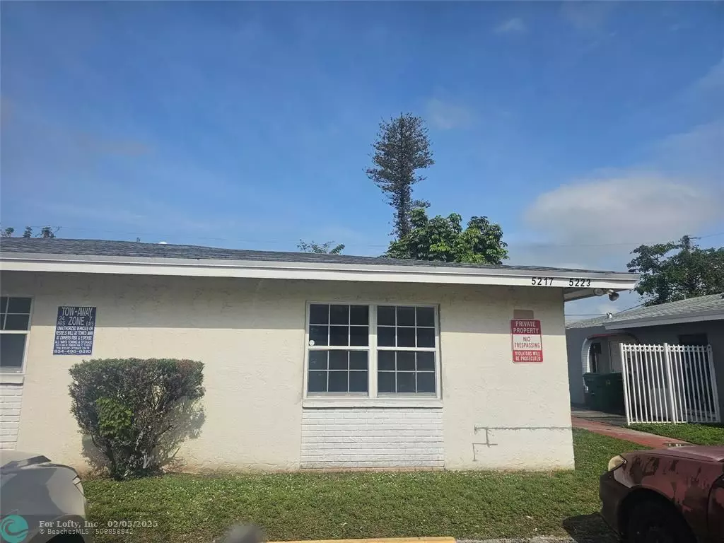 Lauderhill, FL 33313,5217 NW 18th Ct