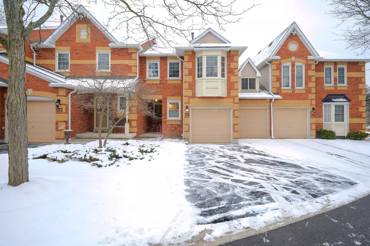 Burlington, ON L7P 4W6,1415 Hazelton BLVD N #33