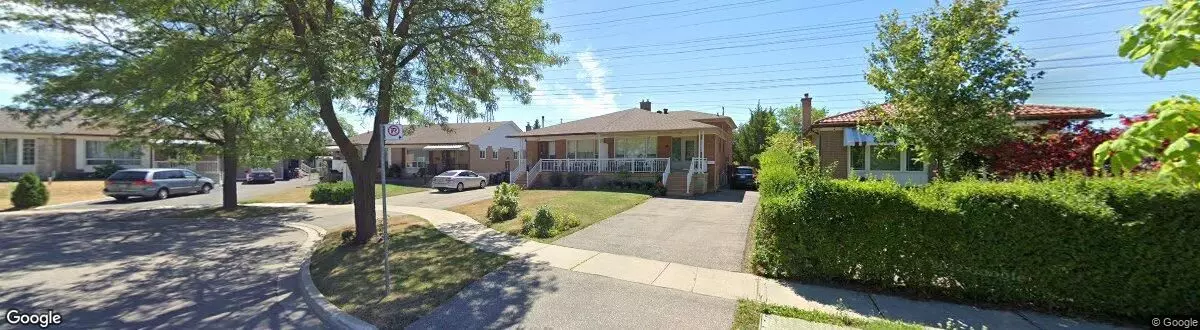 Toronto W10, ON M9V 2B8,39 Elmvale CRES