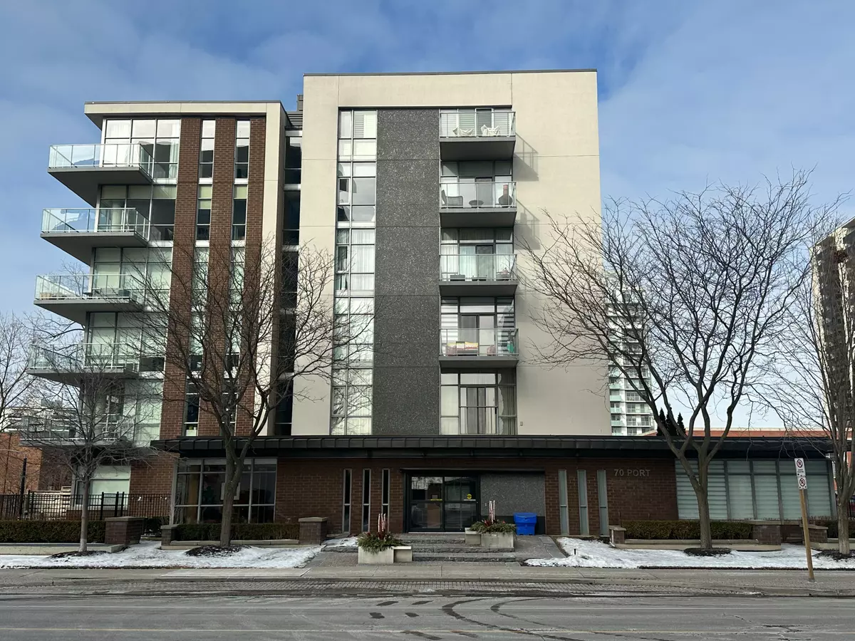 Mississauga, ON L5G 4V8,70 Port ST E #609