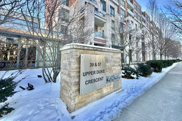 57 Upper Duke CRES #316, Markham, ON L6G 0B7