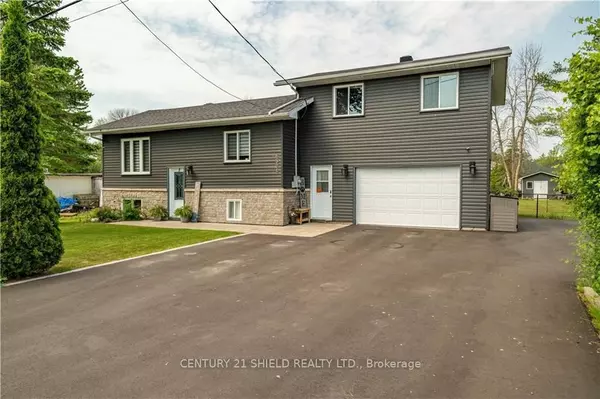 South Glengarry, ON K6H 7L9,6804 Page DR