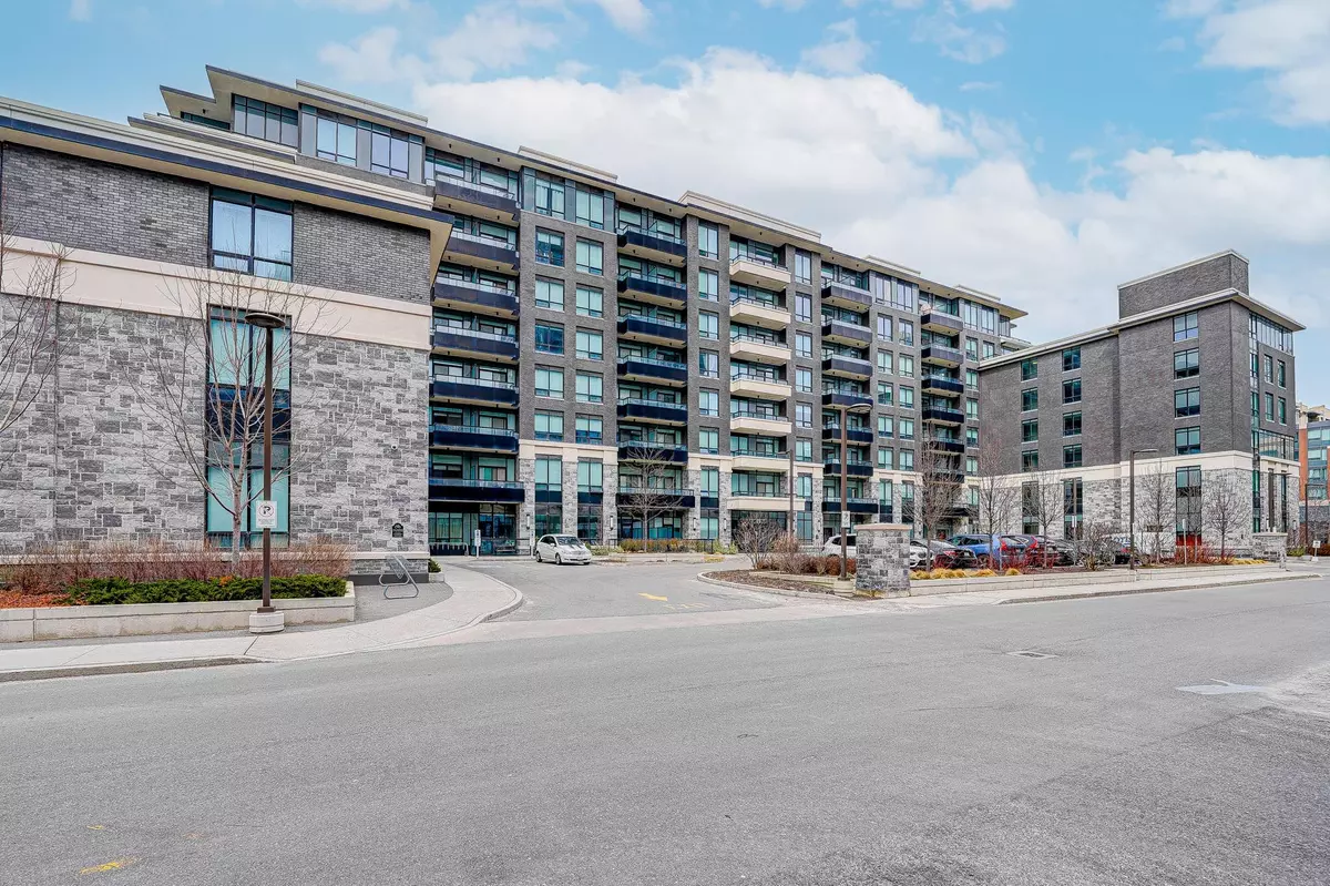 Markham, ON L6C 0G3,25 Water Walk DR #531