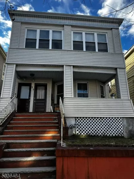 21 Yereance Ave, Clifton City, NJ 07011