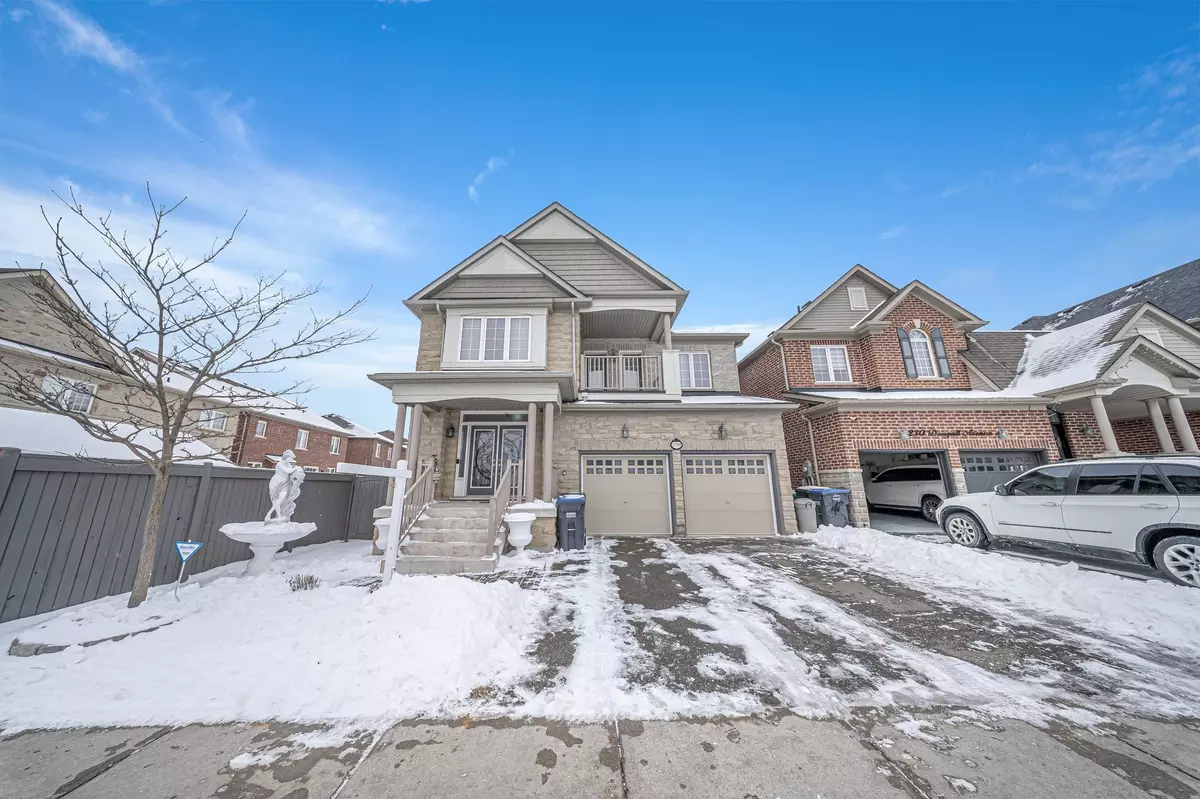 Caledon, ON L7C 3M7,228 Dougall AVE