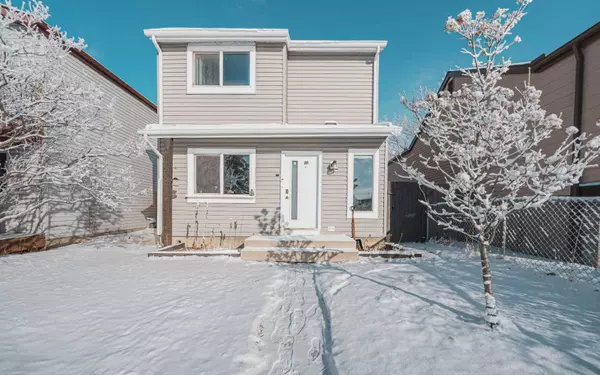 88 Abingdon CRES NE, Calgary, AB T2A 6S3