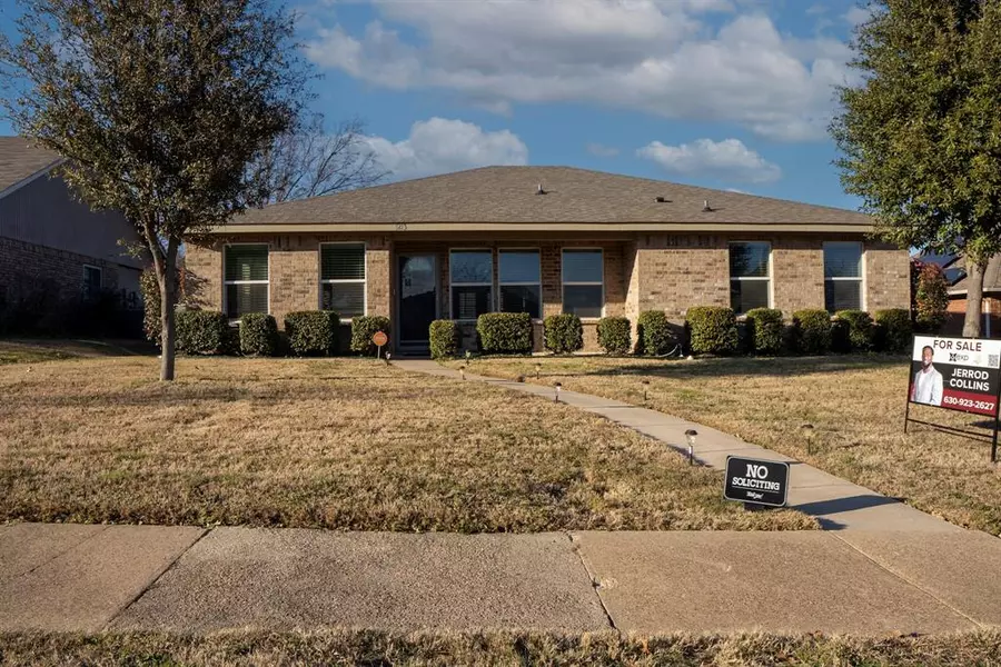 1213 Harvest Hill Lane, Lancaster, TX 75146